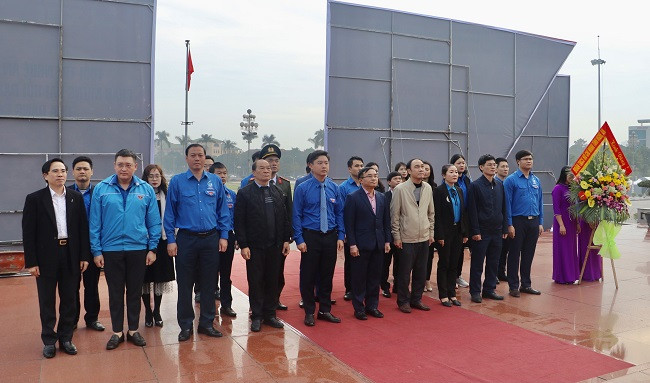 Tỉnh đoàn Nghệ An phát động 90 ngày thi đua chào mừng kỷ niệm 90 năm thành lập Đoàn ảnh 1