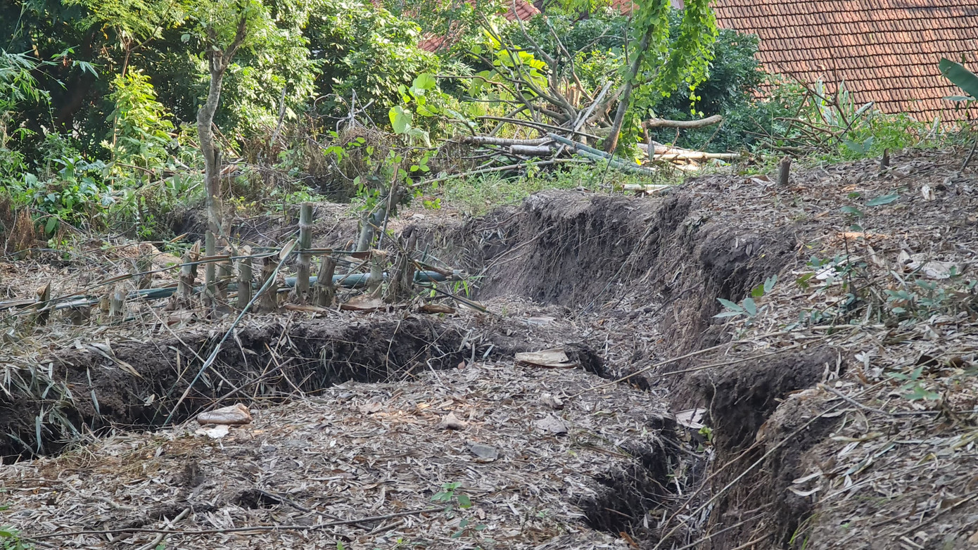 Sạt lở cả quả đồi ở Nghệ An, đe dọa tính mạng 60 người dân ảnh 4