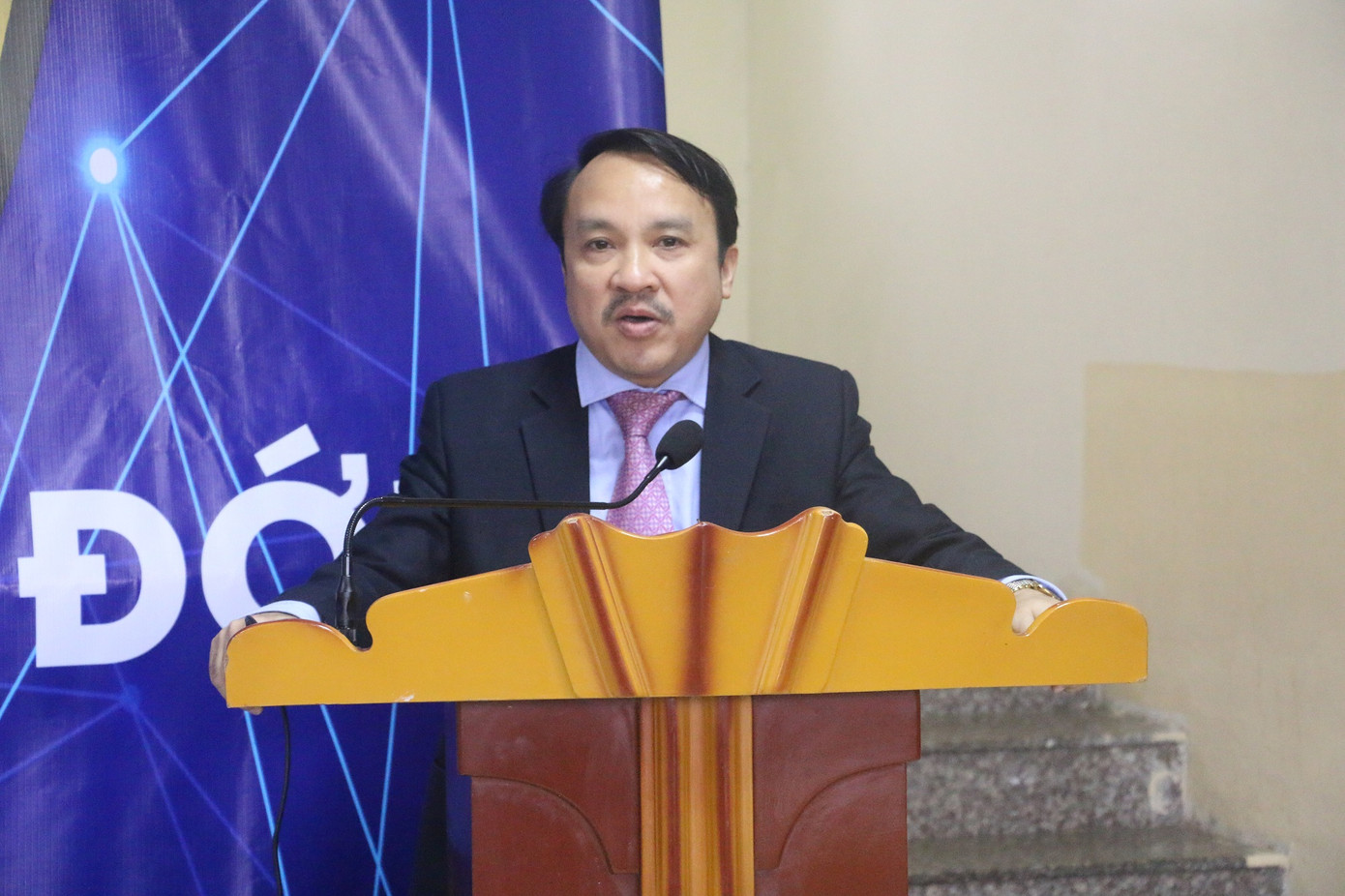 Thành lập Trung tâm bệnh nhiệt đới ở Nghệ An ảnh 2