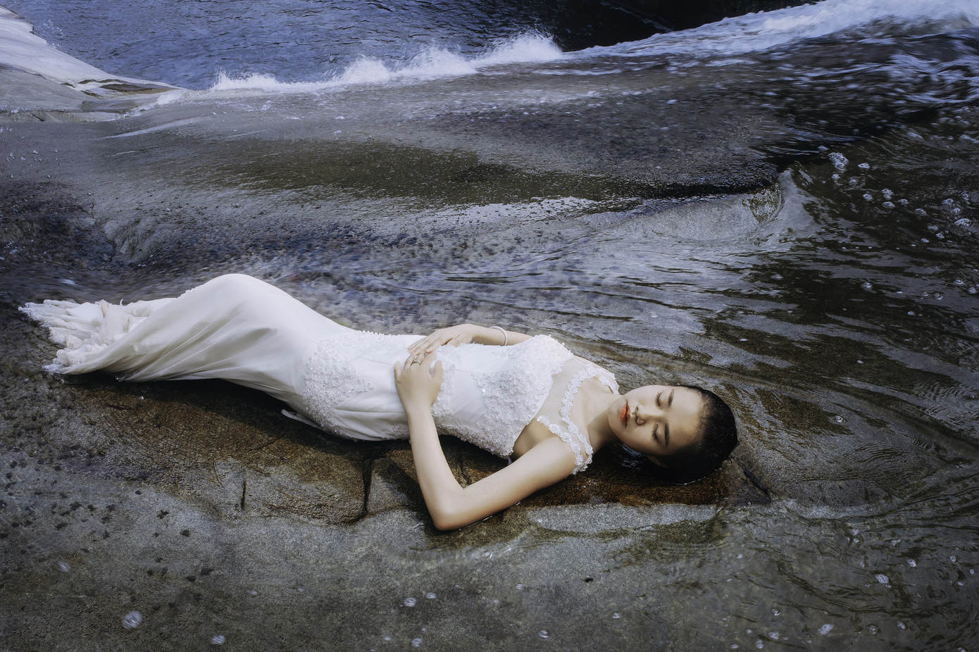 Kỳ vĩ quần thể thác Bảy tầng ở xứ Nghệ ảnh 5