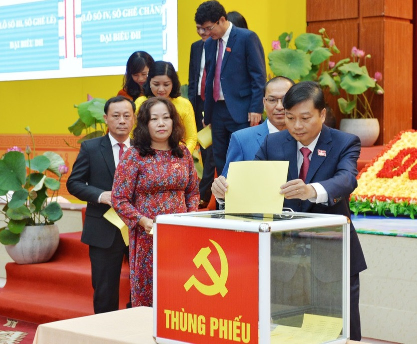 Kết quả bầu Ban Chấp hành Đảng bộ tỉnh Nghệ An khóa 19 ảnh 3