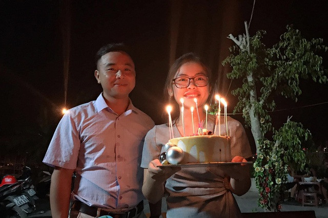 Nữ bác sĩ 2 lần hoãn cưới xung phong vào tâm dịch: Hết dịch sẽ về lo tổ ấm ảnh 2