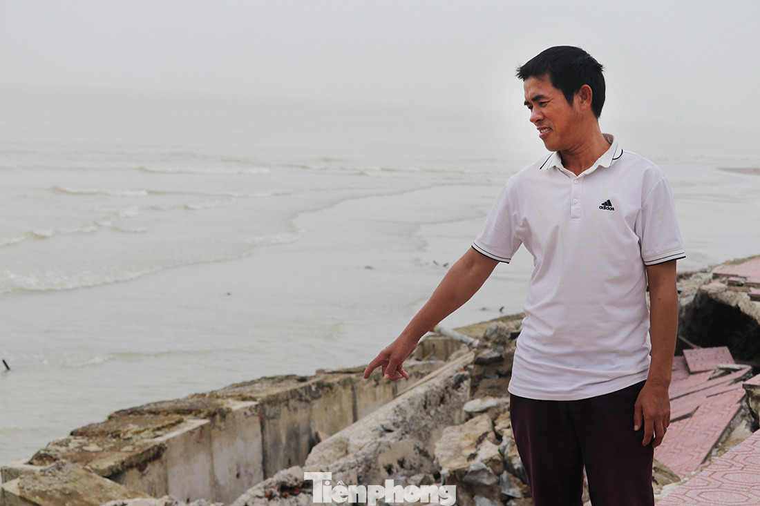 Kè chắn sóng ở Cửa Lò sụt lún vì bão ảnh 7