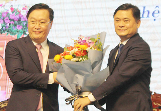 Yên Bái bỏ quy định cách ly người về từ Hà Nội ảnh 5