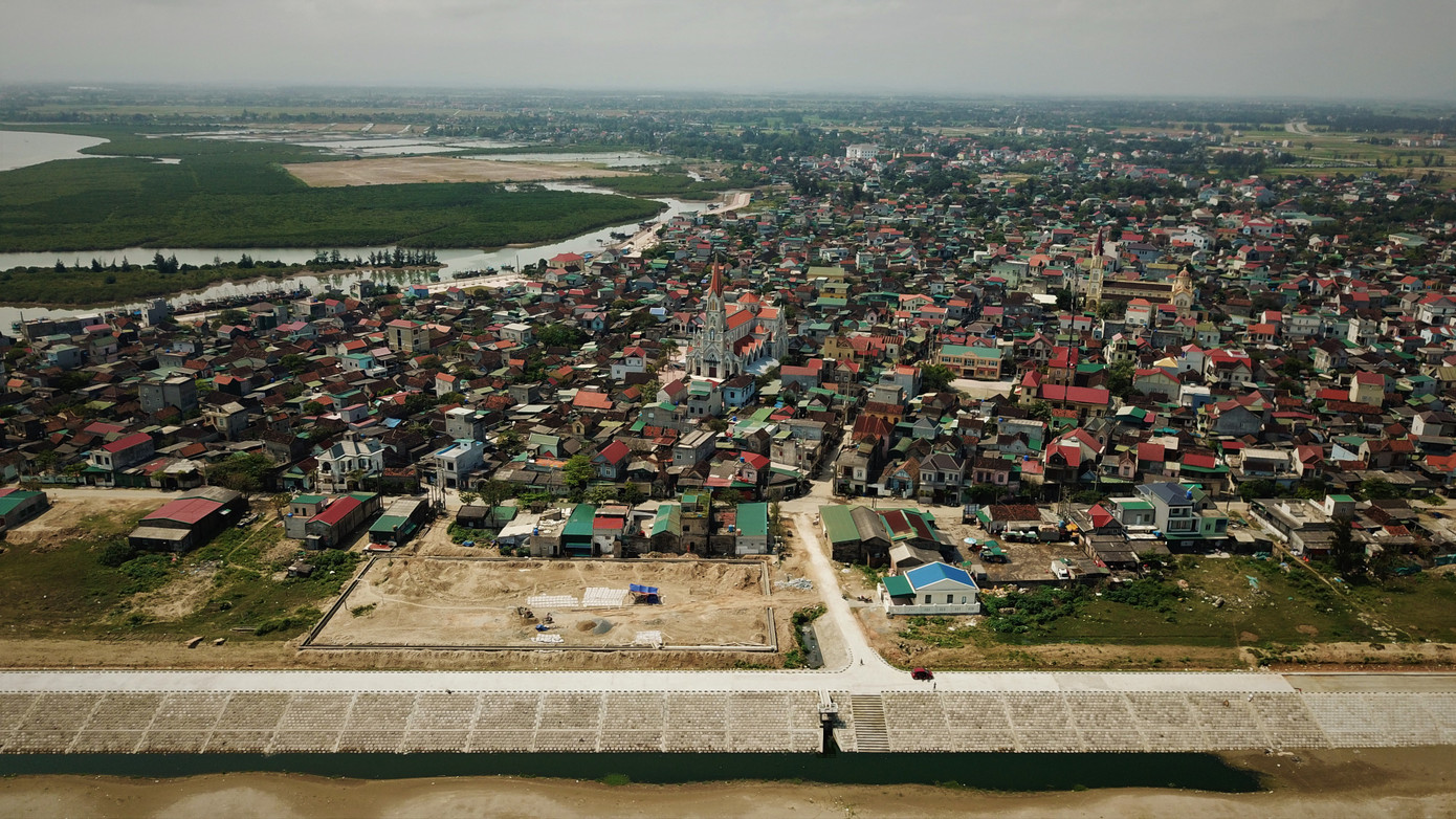 Nước thải sinh hoạt đen ngòm ngày đêm 'bức tử' biển Hà Tĩnh ảnh 5