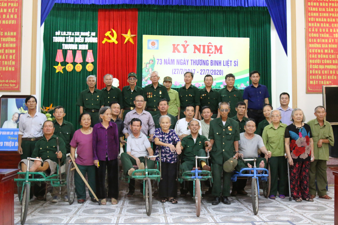 Tập đoàn Him Lam, báo Tiền Phong trao quà tri ân Thương bệnh binh nặng Nghệ An ảnh 4