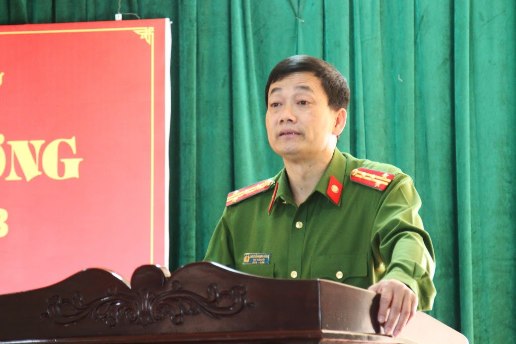 Bắt 14 đối tượng, triệt phá đường dây cá độ bóng đá gần 200 tỷ đồng ảnh 1