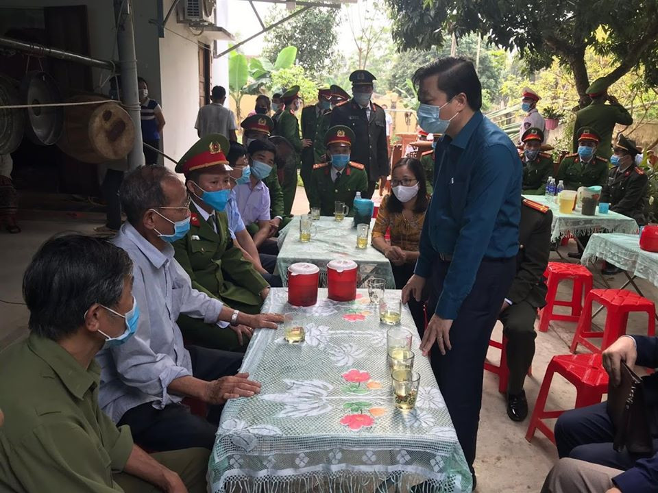 Thăng quân hàm Đại úy cho cán bộ công an hy sinh khi bắt tội phạm ma túy ảnh 1