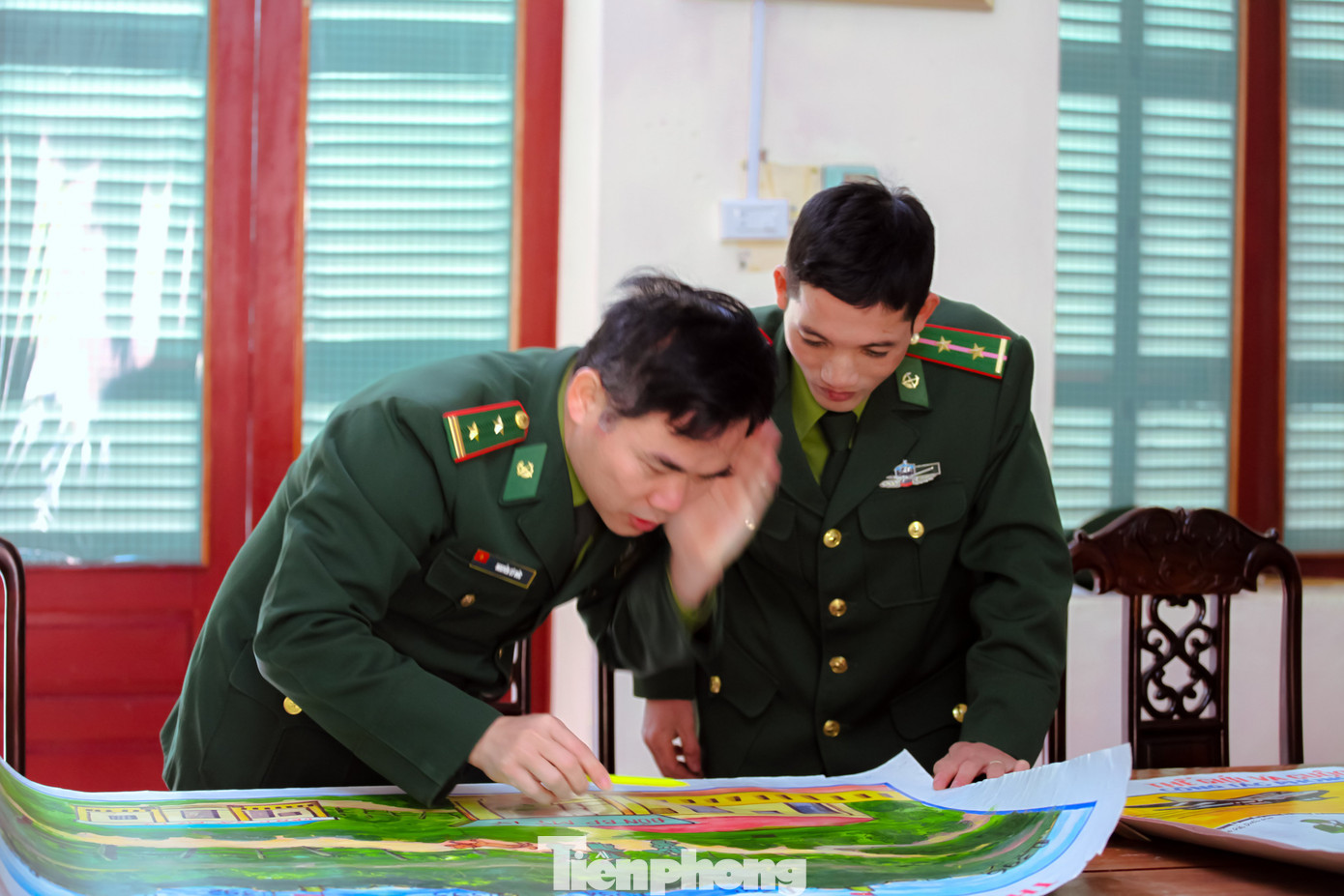 ‘Thế giới và cuộc chiến chống COVID-19’ trên nét vẽ của bộ đội biên phòng ảnh 2