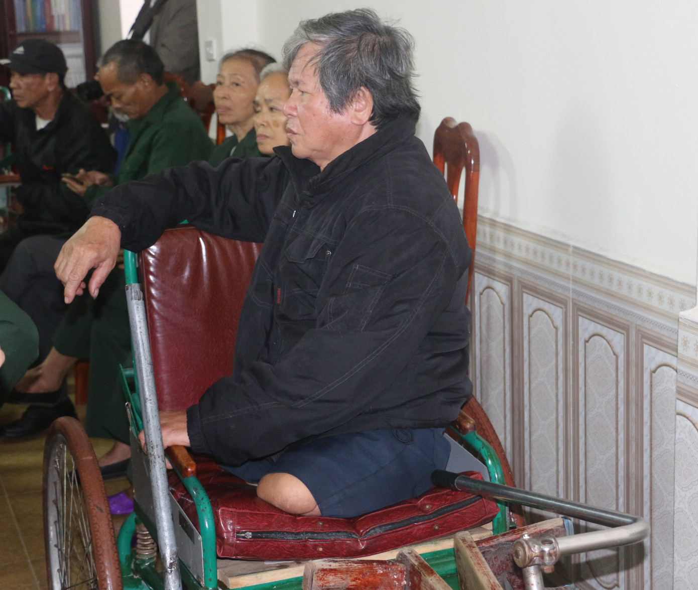 Ngân hàng BIDV và báo Tiền Phong tặng quà Tết thương binh ảnh 6