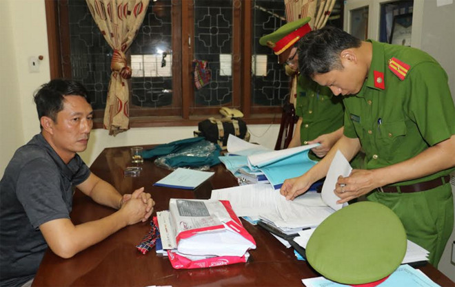 Chuyển tội danh khởi tố đối với nguyên cán bộ Ban dân tộc tỉnh Nghệ An ảnh 1