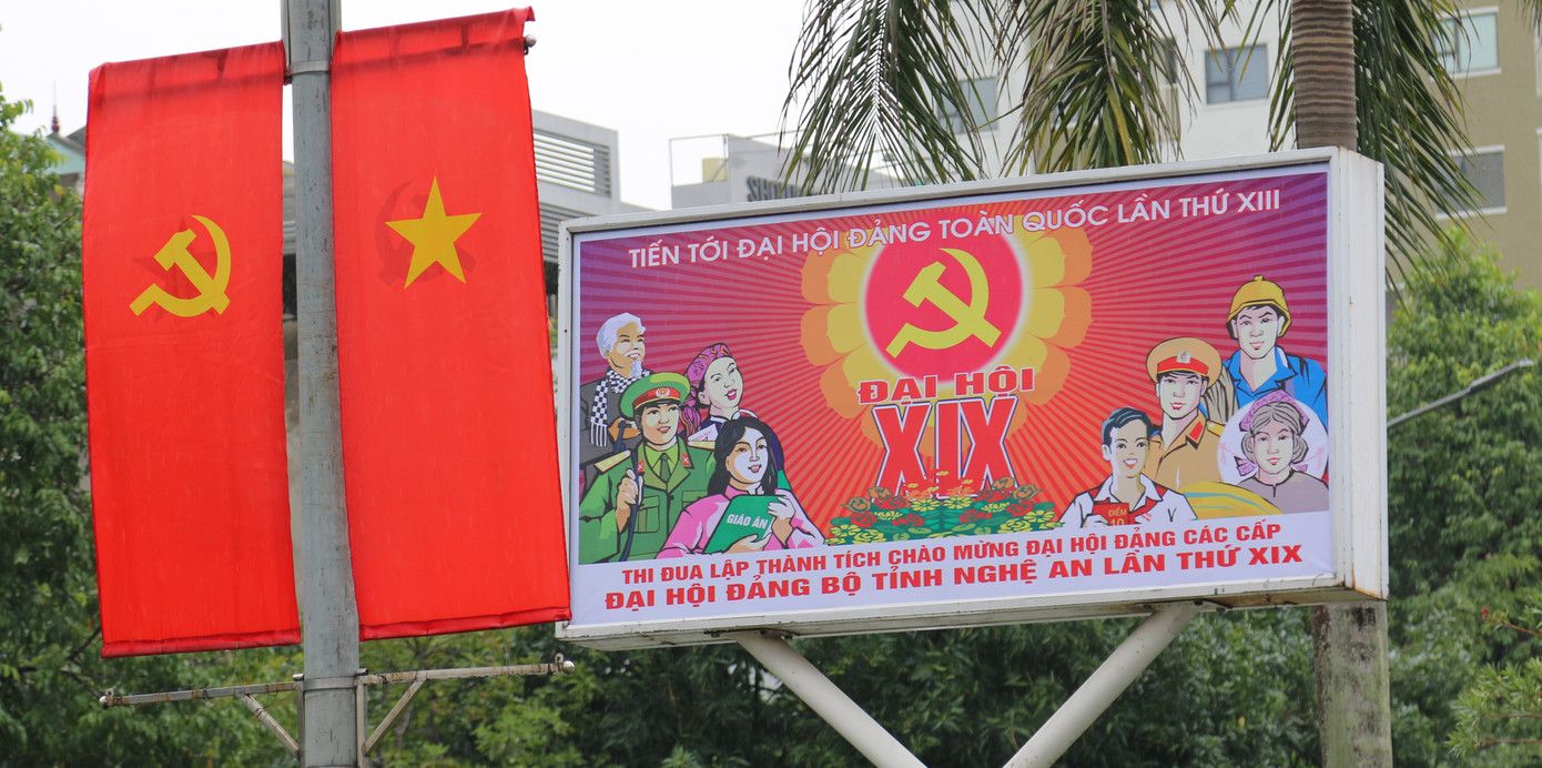 Nghệ An rực rỡ cờ hoa chào mừng Đại hội Đảng bộ tỉnh ảnh 6