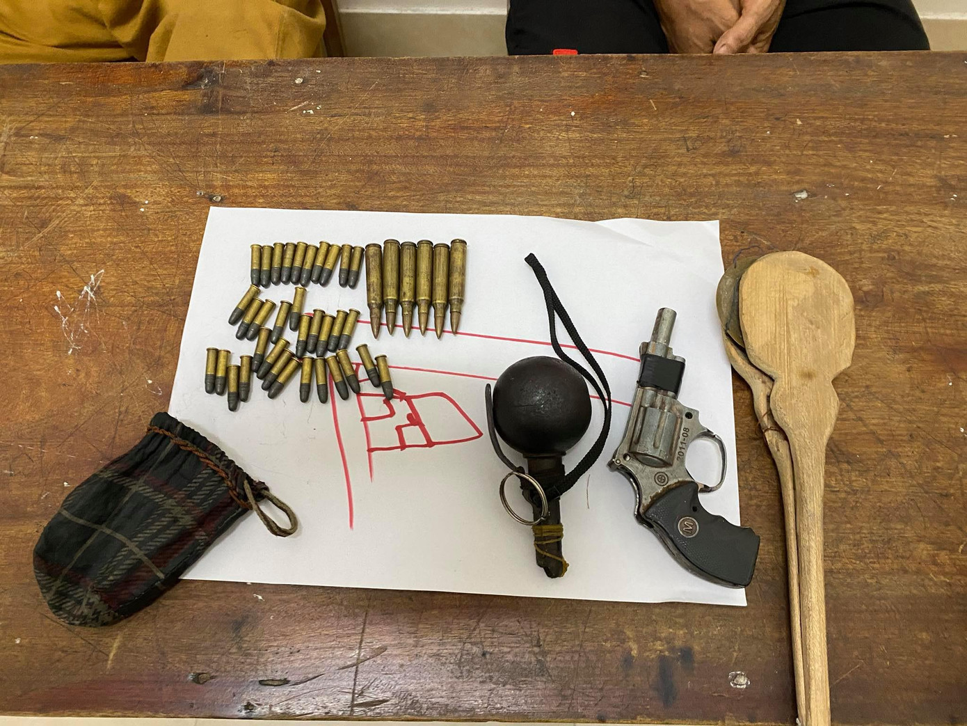 Trinh sát kể lại phút khống chế tội phạm ma túy tay cầm lựu đạn chống trả ảnh 2