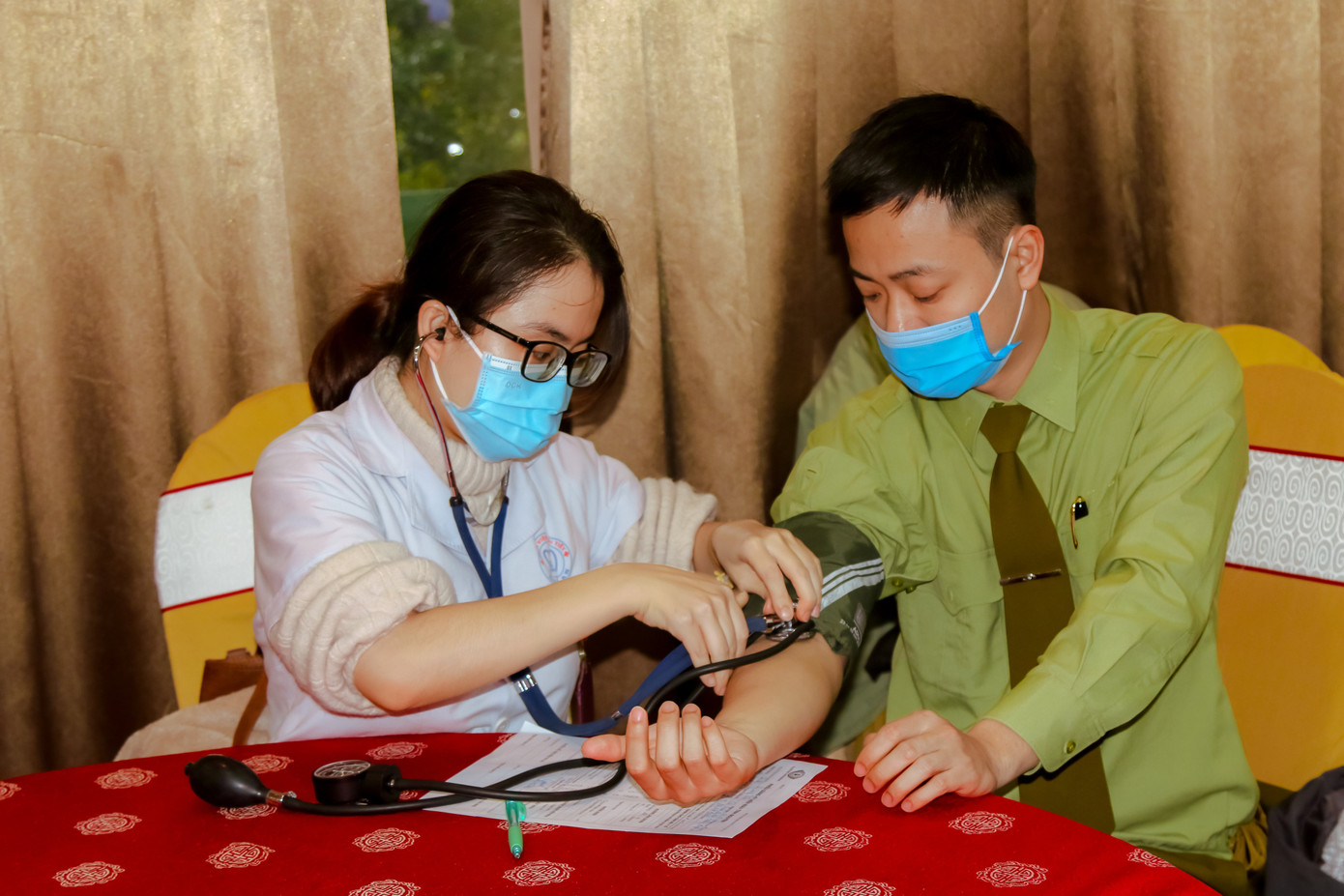 Ấm áp Chủ nhật đỏ tại Nghệ An ảnh 14