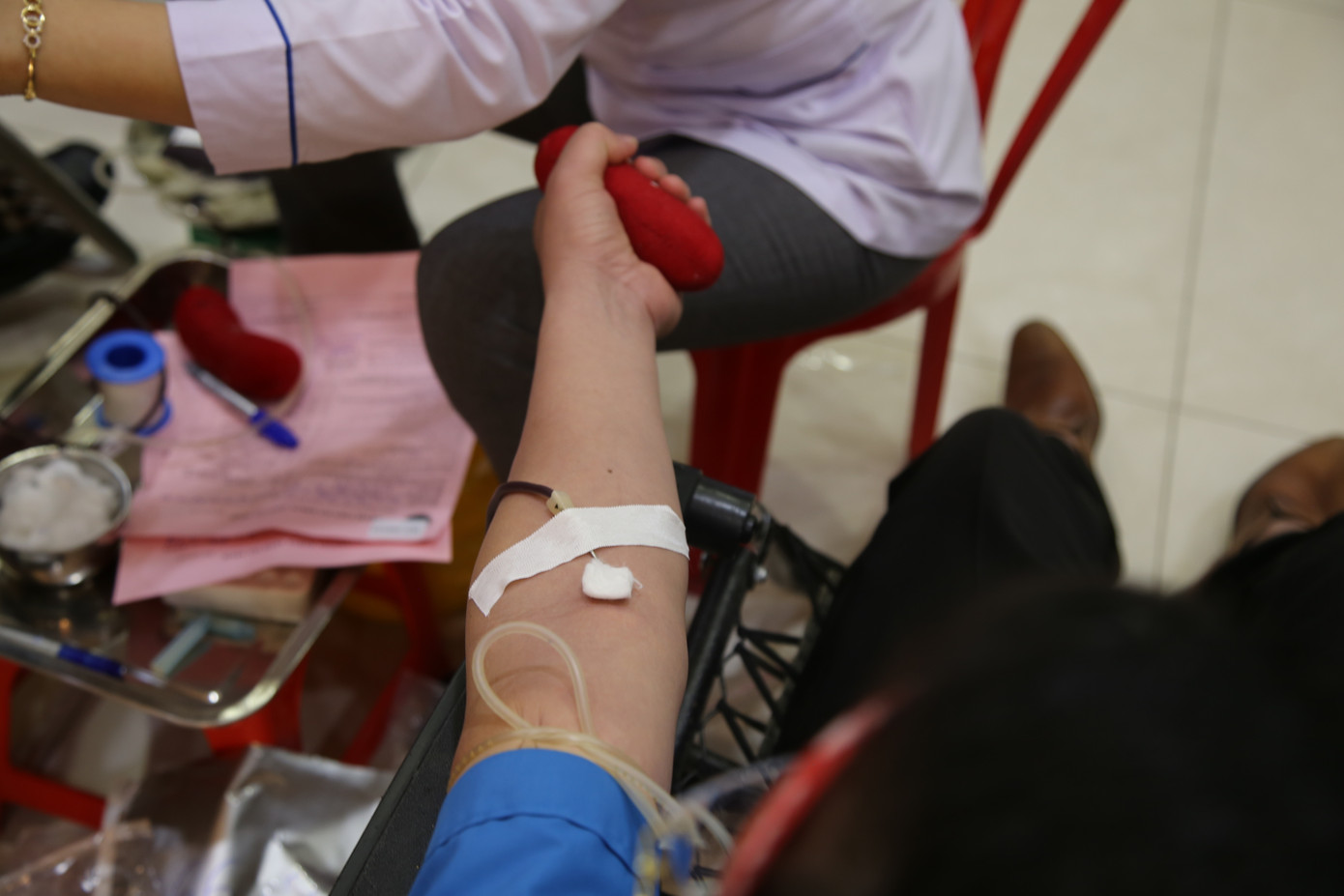 Hơn 1.500 cán bộ, đoàn viên tham gia ngày hội Chủ nhật Đỏ ở Hà Tĩnh ảnh 10