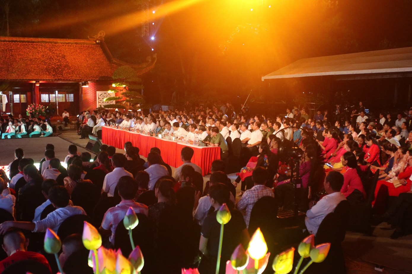 Lắng đọng cầu truyền hình 'Hồ Chí Minh - Sáng ngời ý chí Việt Nam' ảnh 2