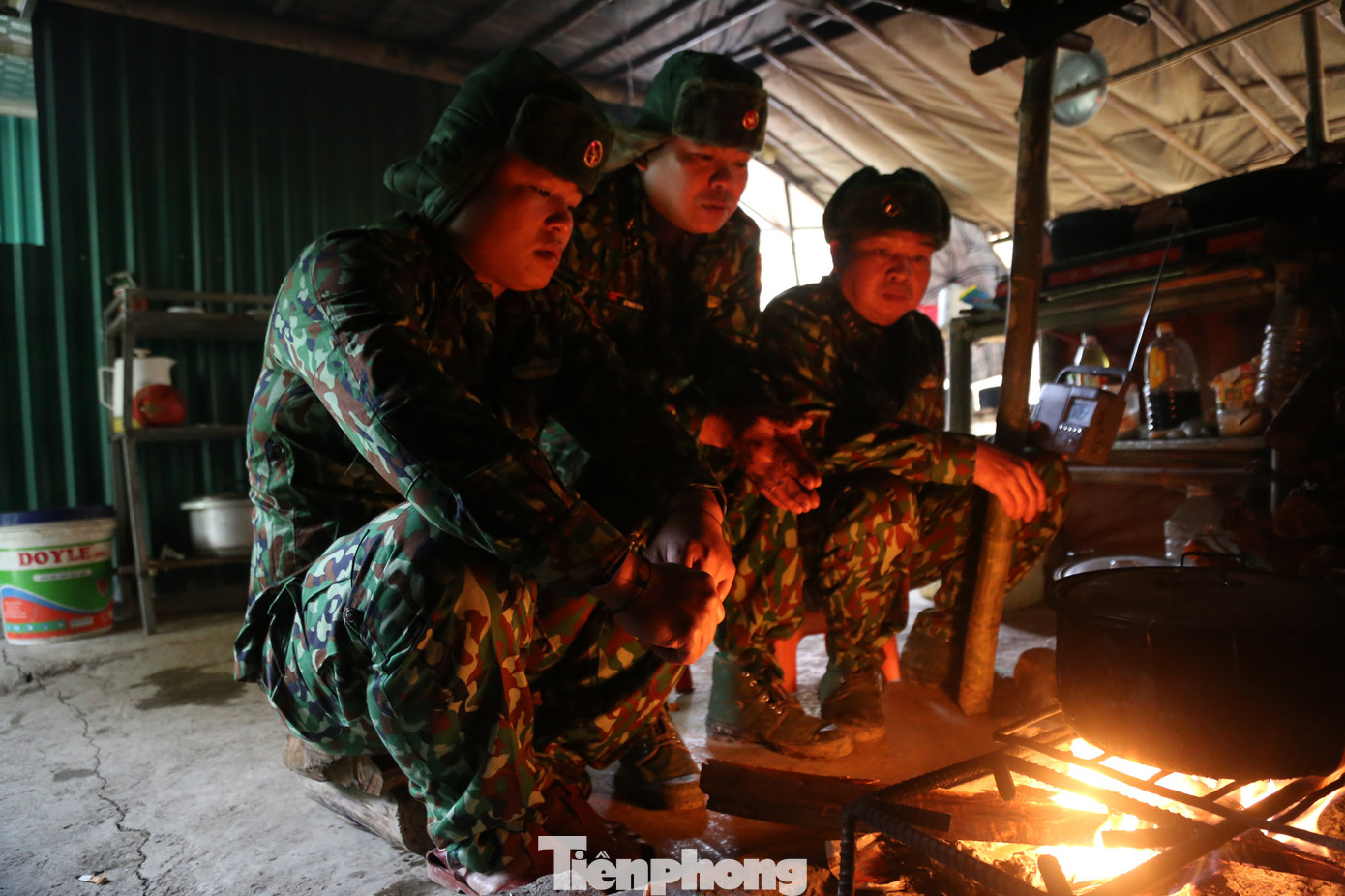 Đạp đá nhọn, đội sương khuya, bộ đội biên phòng đêm ngày tuần tra biên giới ảnh 13