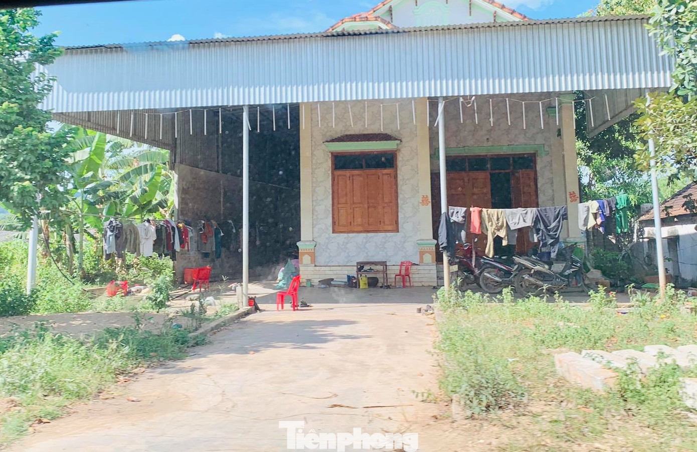 Những ngôi nhà của hộ dân 'bỗng dưng' thoát nghèo sau khi nhận hỗ trợ COVID-19 ảnh 4