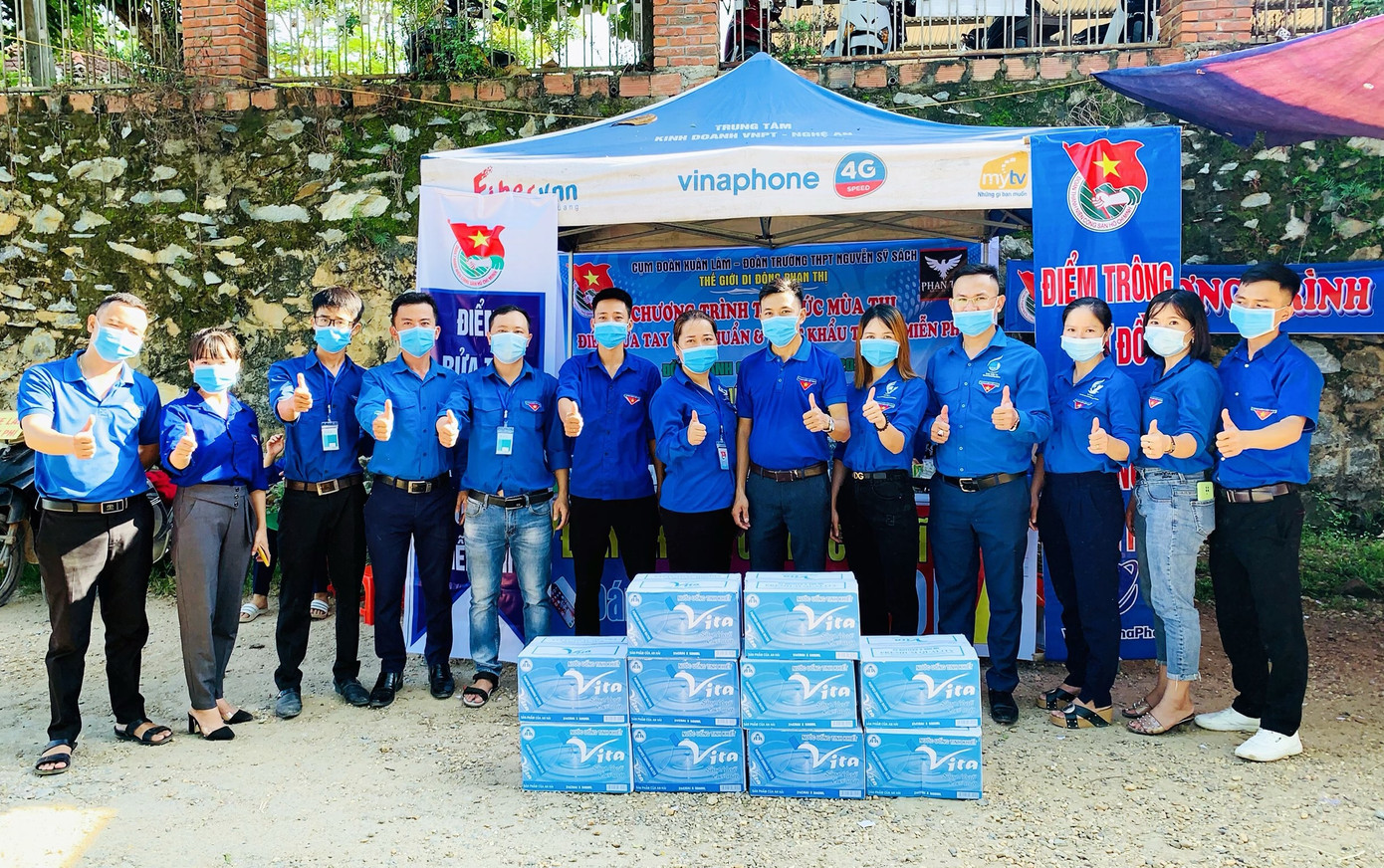 Những chuyến đò tình nguyện 'tiếp sức mùa thi' ảnh 9