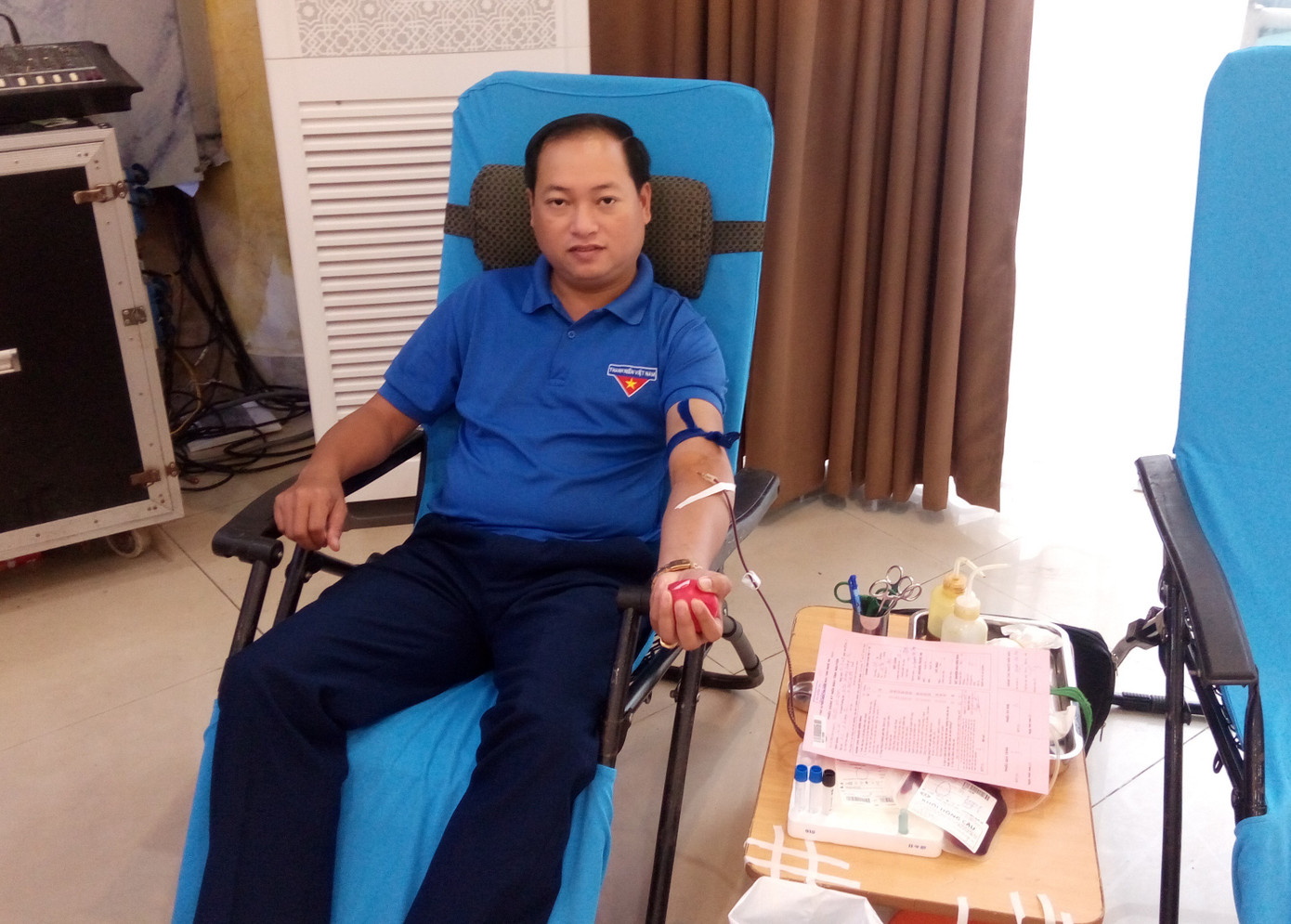 Gương sáng bí thư đoàn 30 lần hiến máu tình nguyện ở Nghệ An ảnh 1