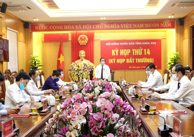 Ông Nguyễn Hồng Lĩnh được bầu giữ chức Phó Chủ tịch tỉnh Hà Tĩnh ảnh 1