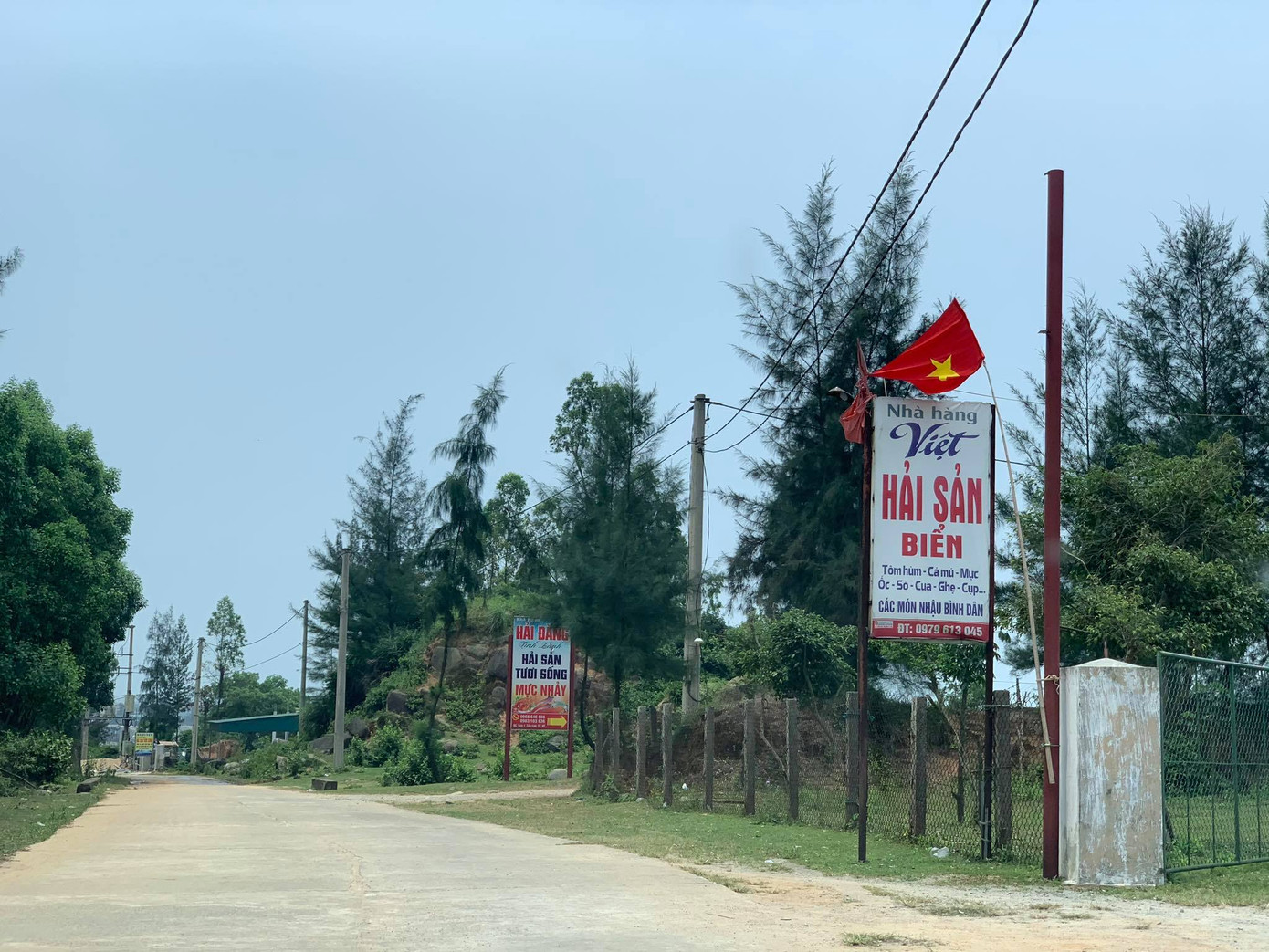 Xã phớt lờ lệnh cấm, để dân 'xẻ' đất lấn biển kinh doanh ảnh 1