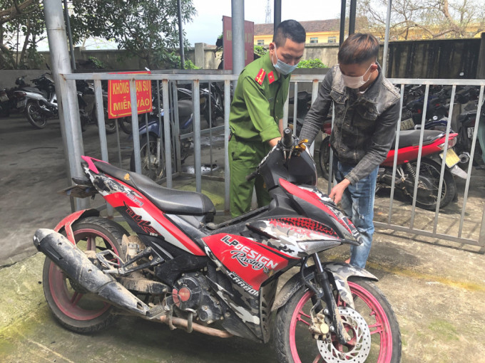 Đôi nam nữ tông cụ bà tử vong rồi bỏ chạy ảnh 1