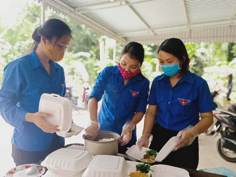 Thanh niên Hà Tĩnh tuyên truyền chống dịch COVID-19 bằng hình chibi ngộ nghĩnh ảnh 8