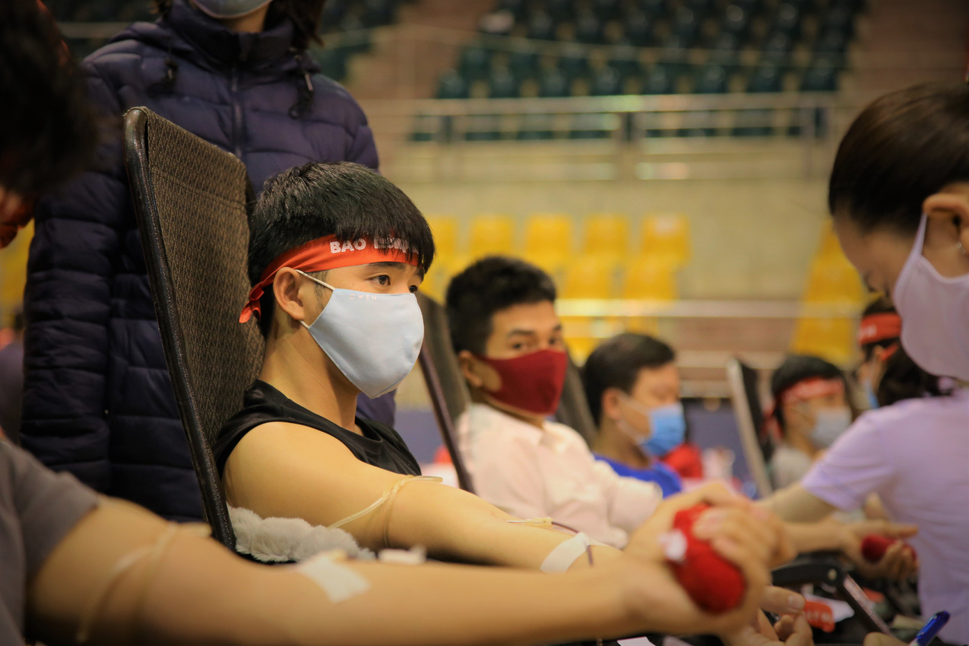 Chủ nhật Đỏ Hà Tĩnh tiếp nhận 486 đơn vị máu ảnh 9