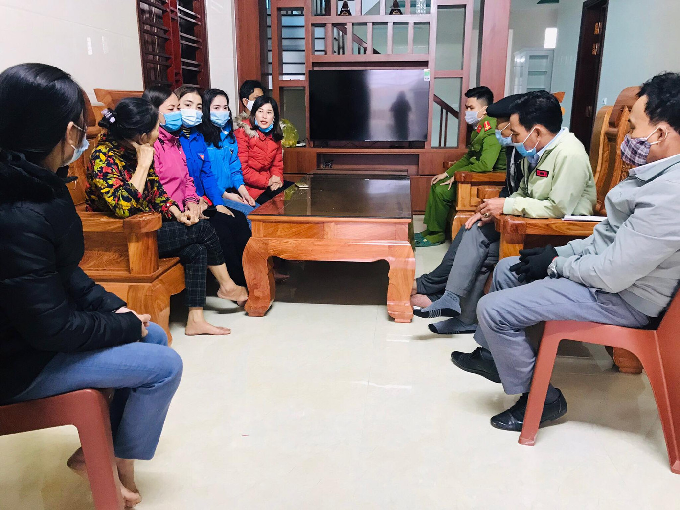 Tuổi trẻ Hà Tĩnh thực hiện nhiều hoạt động phòng dịch COVID-19 ảnh 6