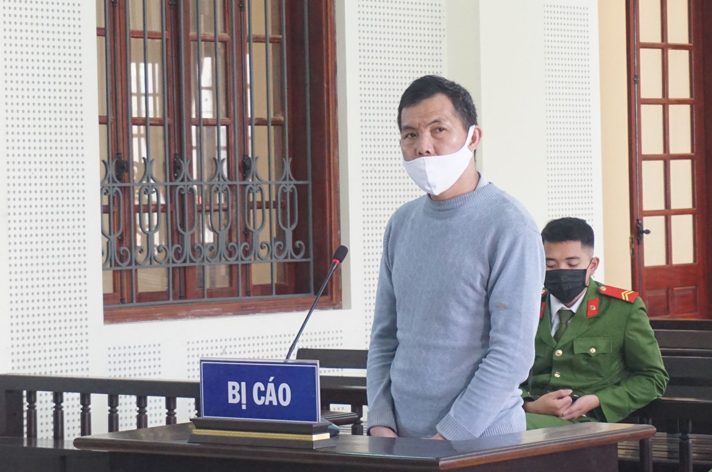 Thầy giáo vùng biên nhận án tử vì buôn ma tuý ảnh 1