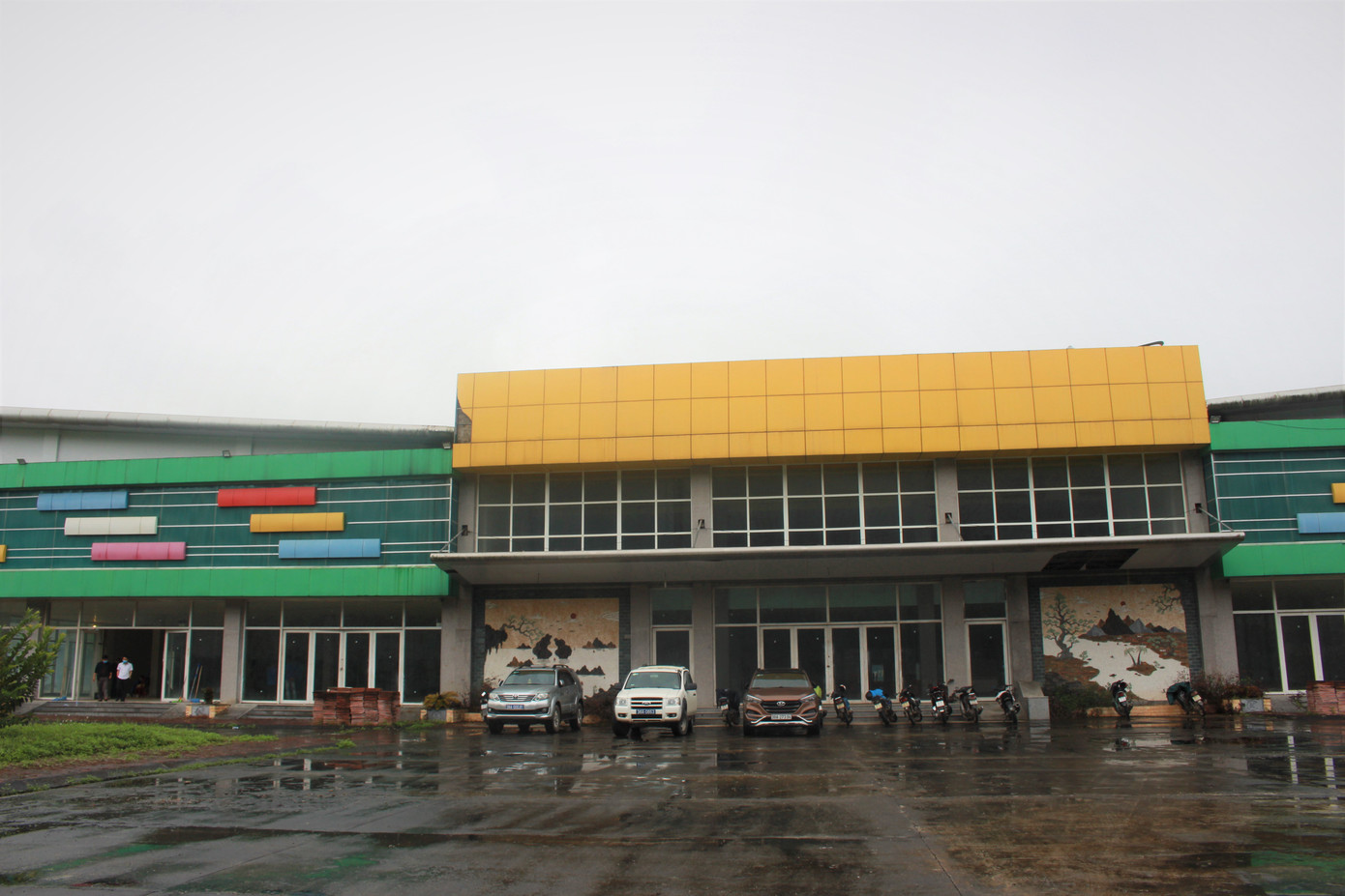 Hà Tĩnh gấp rút hoàn thành phòng cách ly riêng biệt cho trường hợp F1, F2 ảnh 2