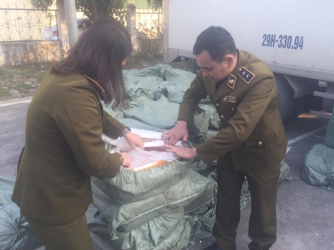 Hơn 3,5 tấn thịt thối suýt tuồn ra thị trường ảnh 1