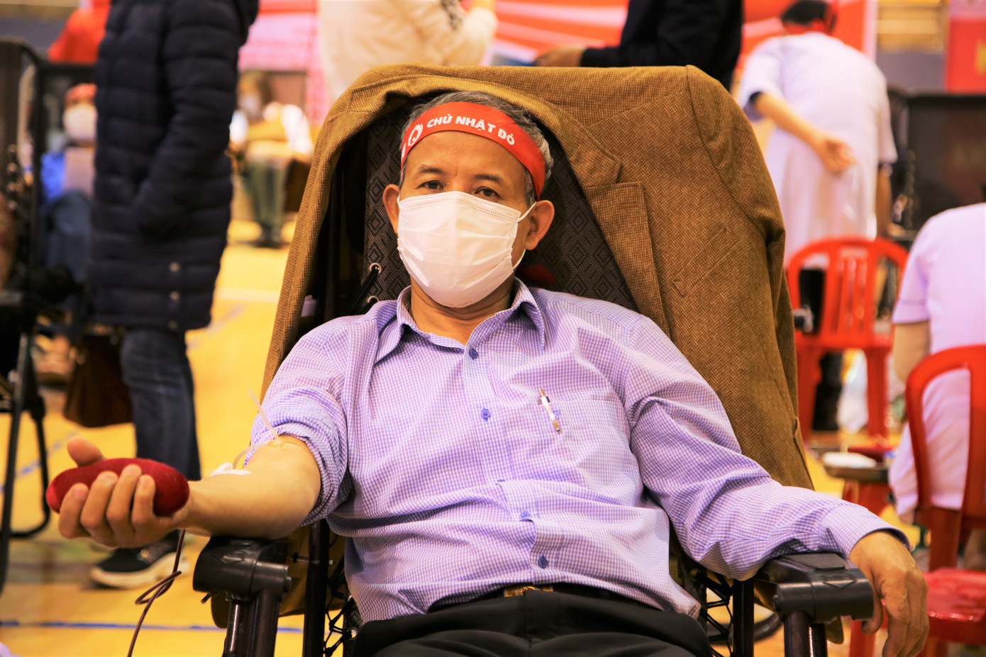 Chủ nhật Đỏ Hà Tĩnh tiếp nhận 486 đơn vị máu ảnh 16