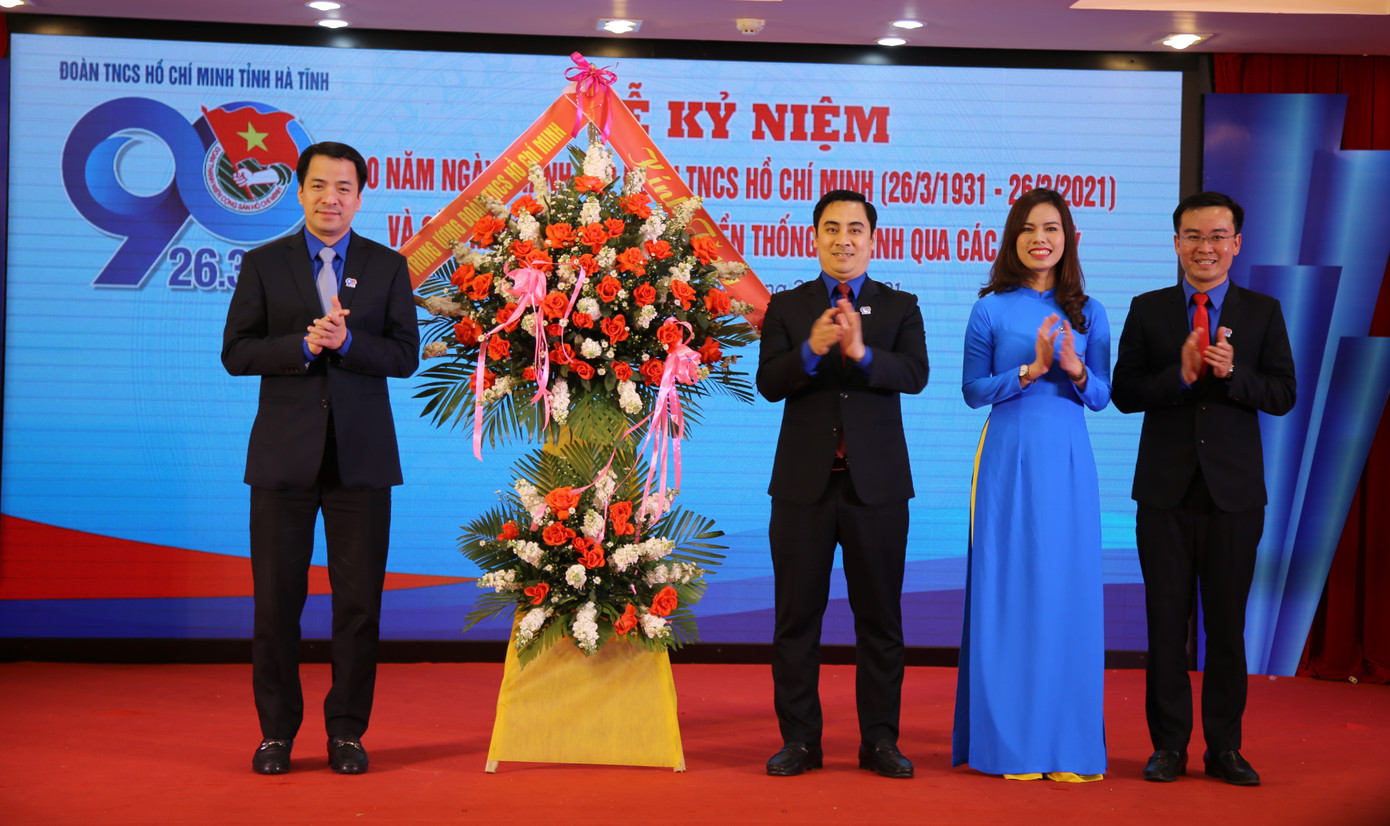 Hà Tĩnh: Tuyên dương 18 công trình thanh niên và cán bộ Đoàn tiêu biểu ​ ảnh 3