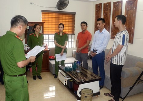 Lừa đảo xin việc, chiếm đoạt 20 tỷ đồng của 200 nạn nhân ảnh 2