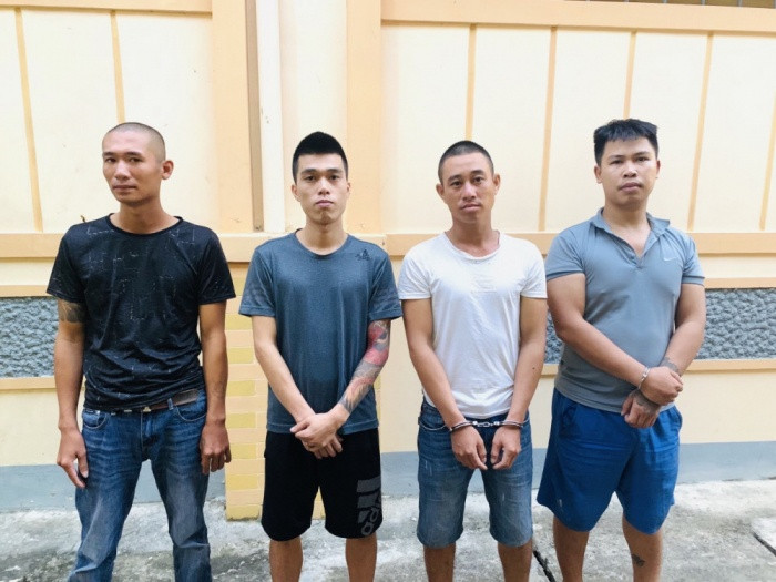 Chậm trả lãi tín dụng, nhóm đối tượng 'bắt' người về công ty đánh đập ảnh 1