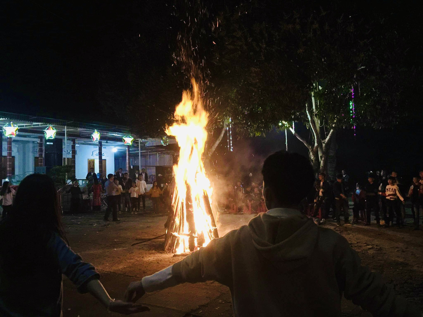 Cả nước chính thức bước sang năm mới Tân Sửu 2021 ảnh 54