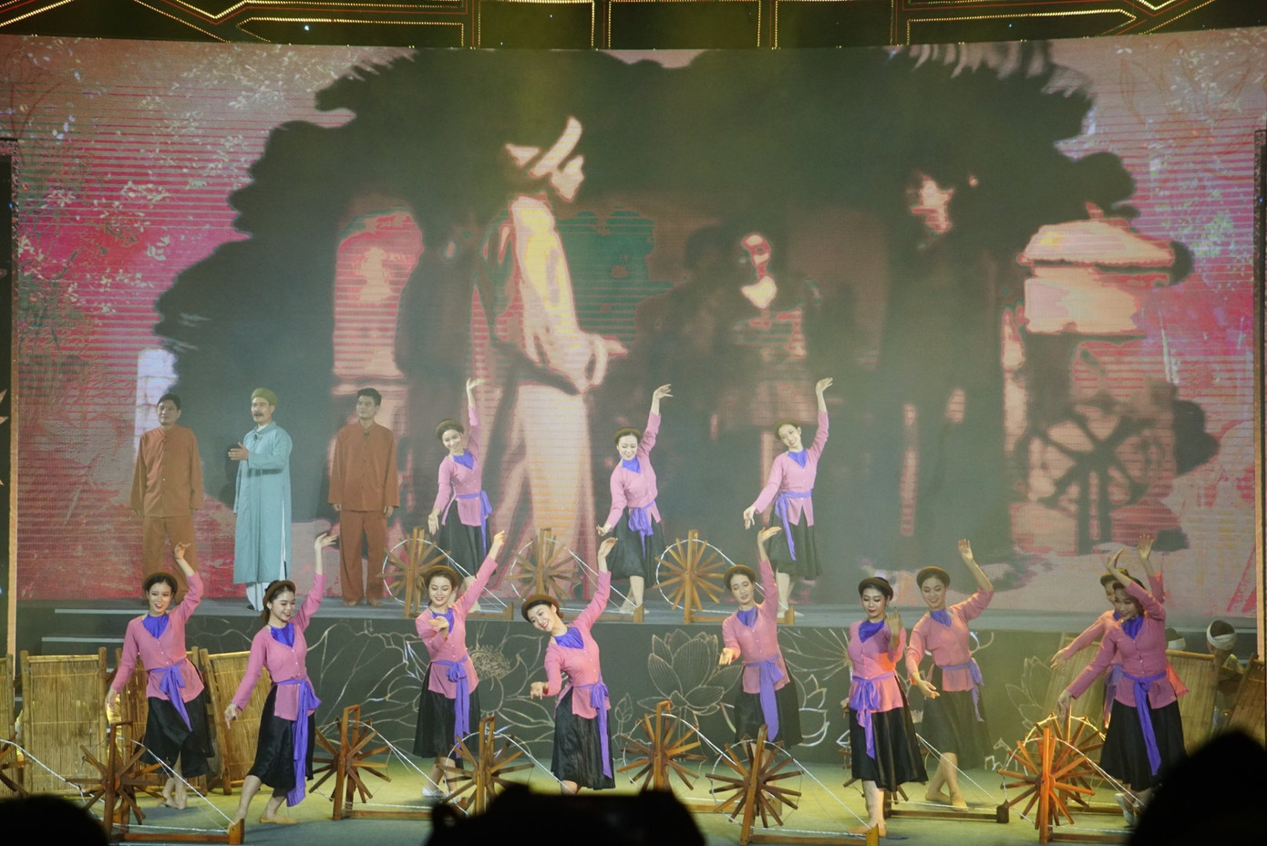 ​ Kỷ niệm 255 năm ngày sinh, tưởng niệm 200 năm ngày mất Đại thi hào Nguyễn Du ​ ảnh 4