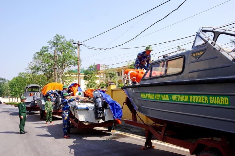 Bão 13 dữ dội nhất từ đêm nay đến sáng mai, nguy cơ ngập lụt lớn ảnh 38
