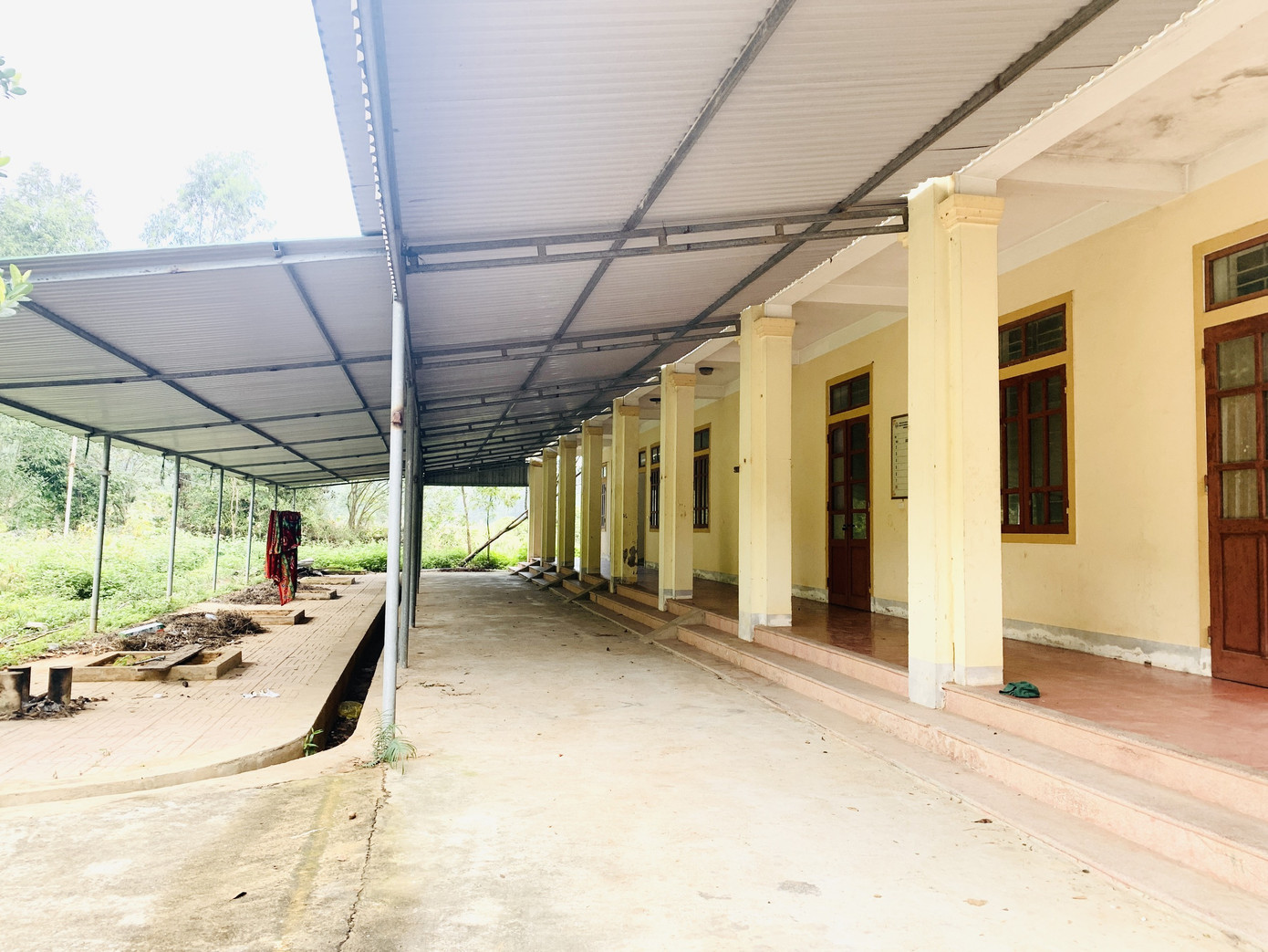 Trung tâm dạy nghề khuyết tật tiền tỷ bỏ hoang ảnh 5