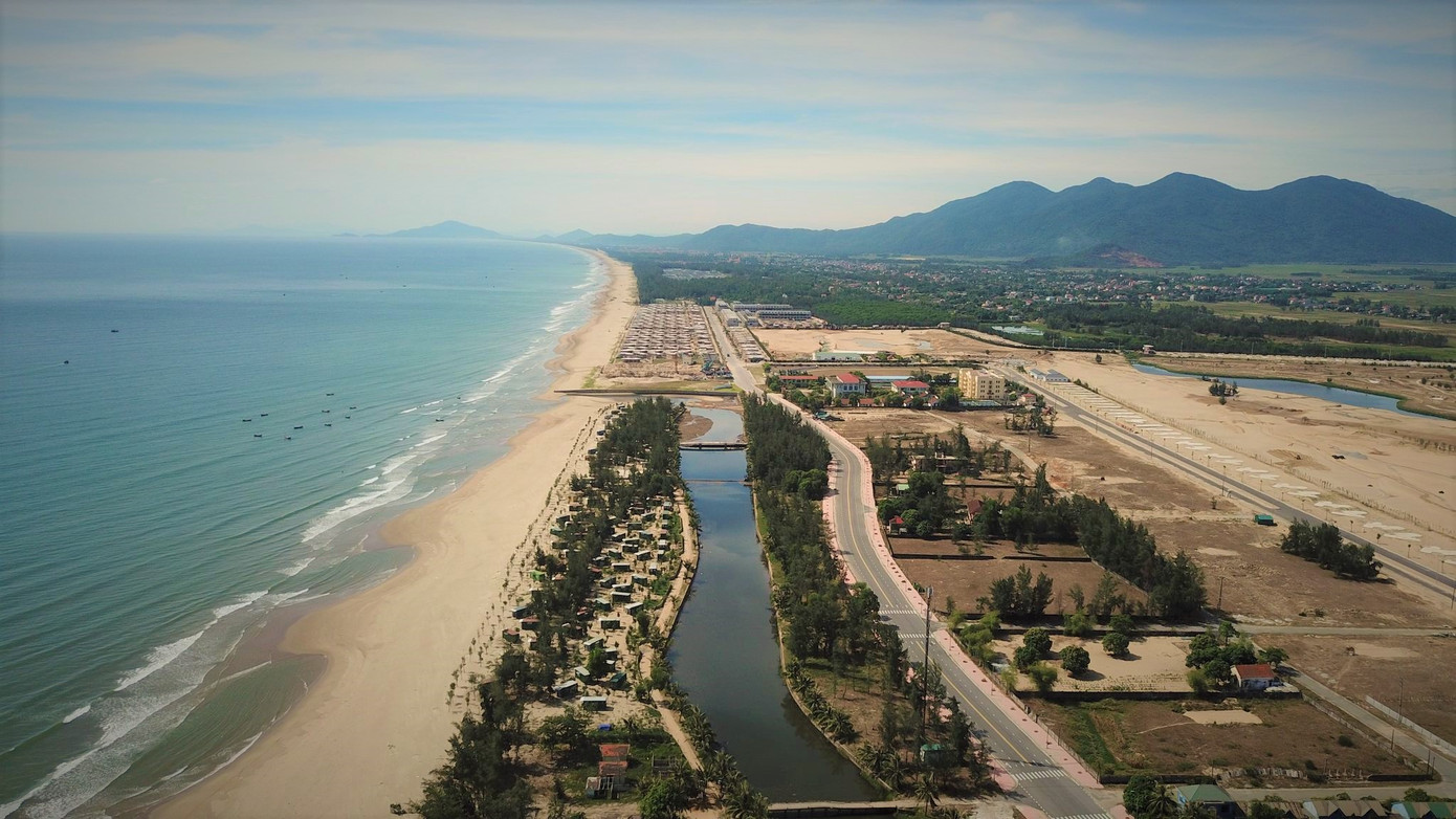 Cảnh hoang tàn ở khu du lịch biển Xuân Thành ảnh 2