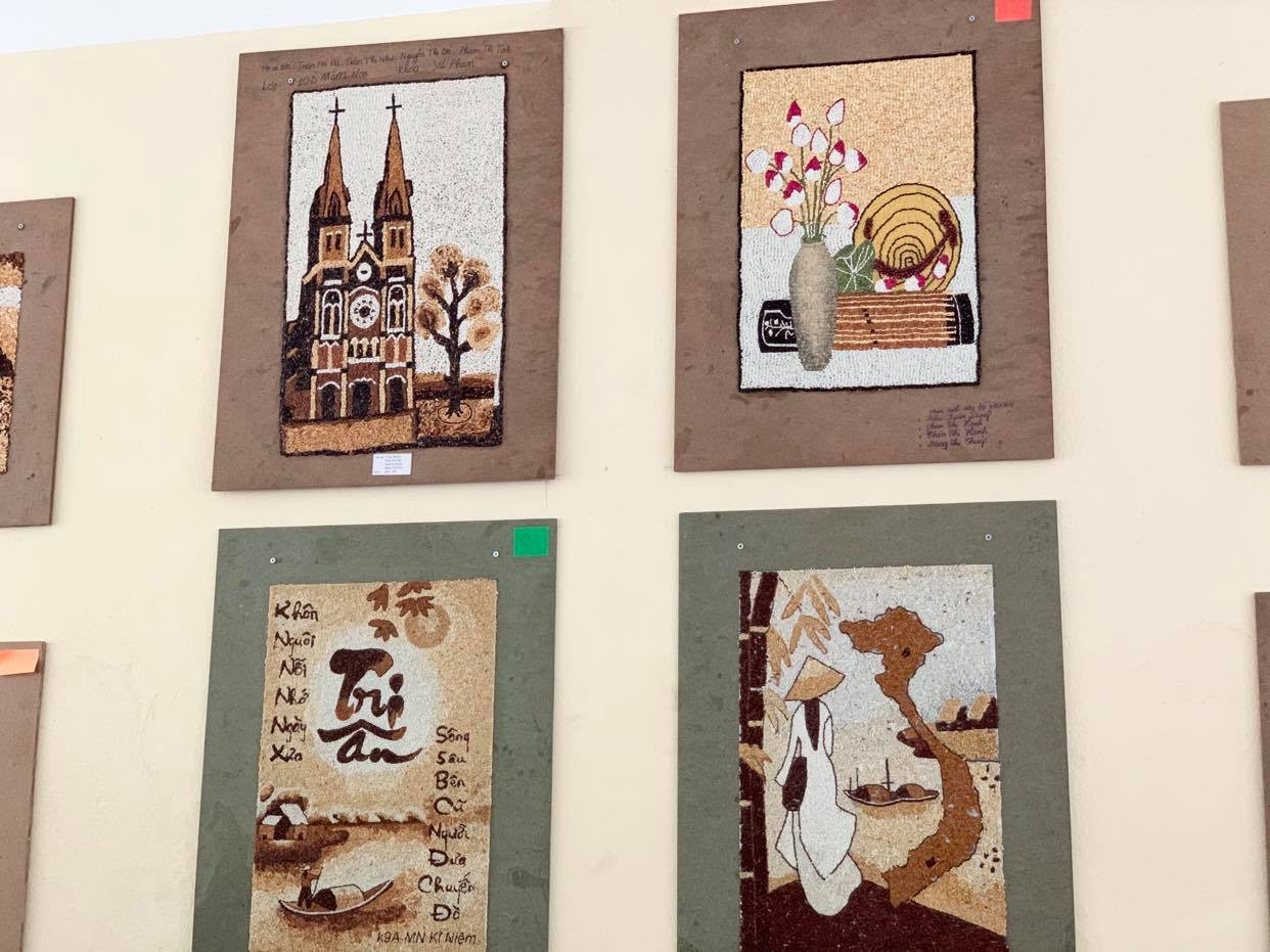 Triển lãm đấu giá tranh gạo gây quỹ giúp sinh viên khó khăn ảnh 7