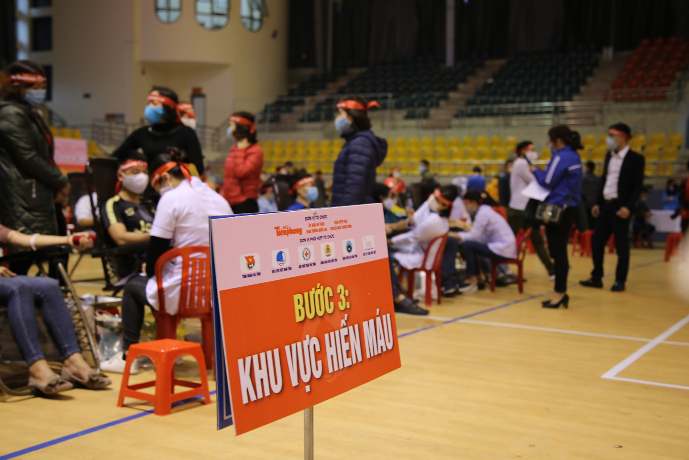 Chủ nhật Đỏ Hà Tĩnh tiếp nhận 486 đơn vị máu ảnh 14