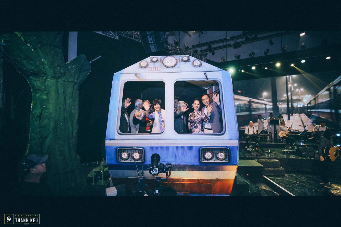 Chuyện tình rơi nước mắt của cặp vợ chồng hạnh phúc nhất giới điện ảnh phía Bắc ảnh 3