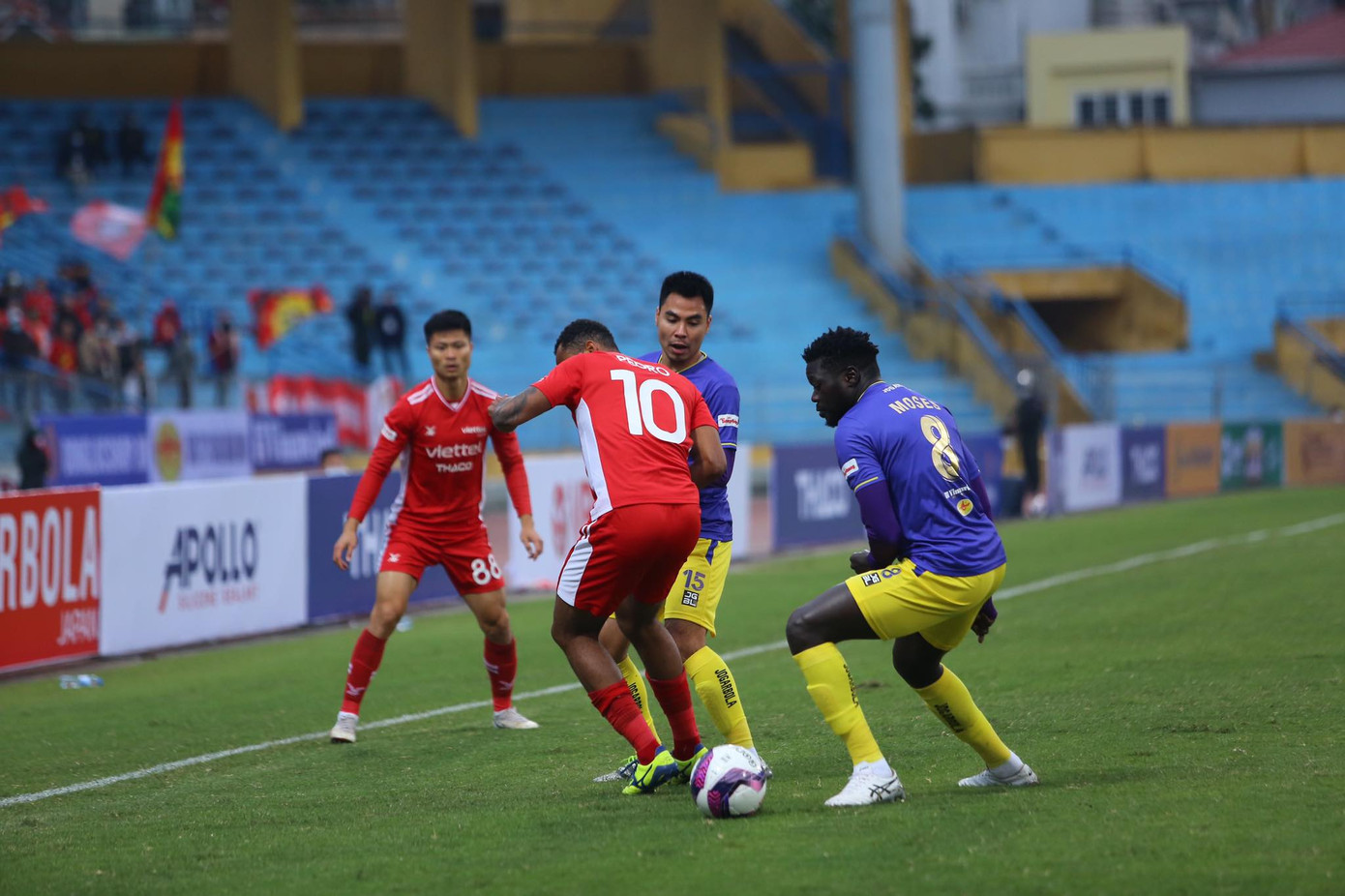 Cuộc đăng quang thuyết phục của CLB Hà Nội ảnh 14