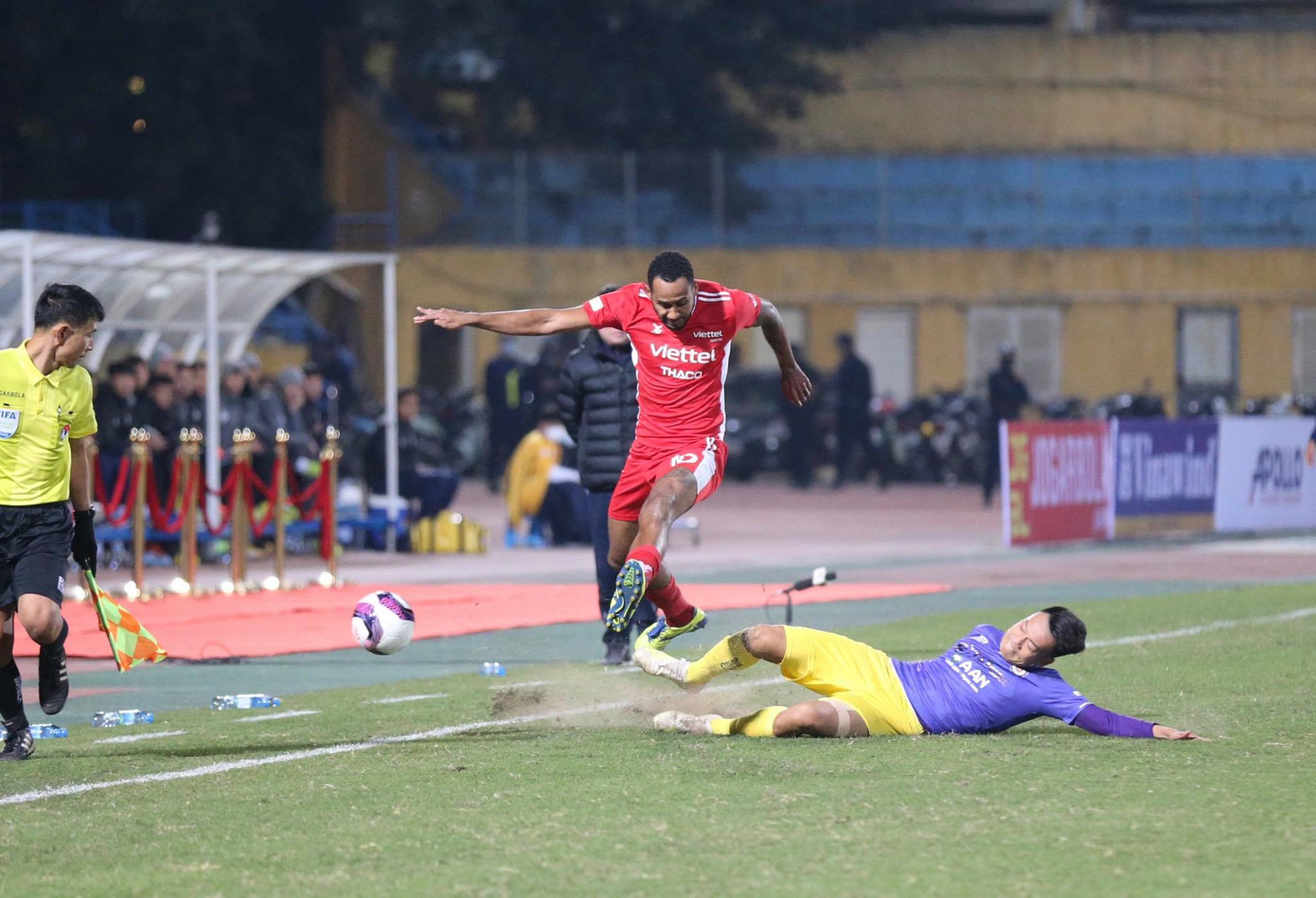 Cuộc đăng quang thuyết phục của CLB Hà Nội ảnh 18