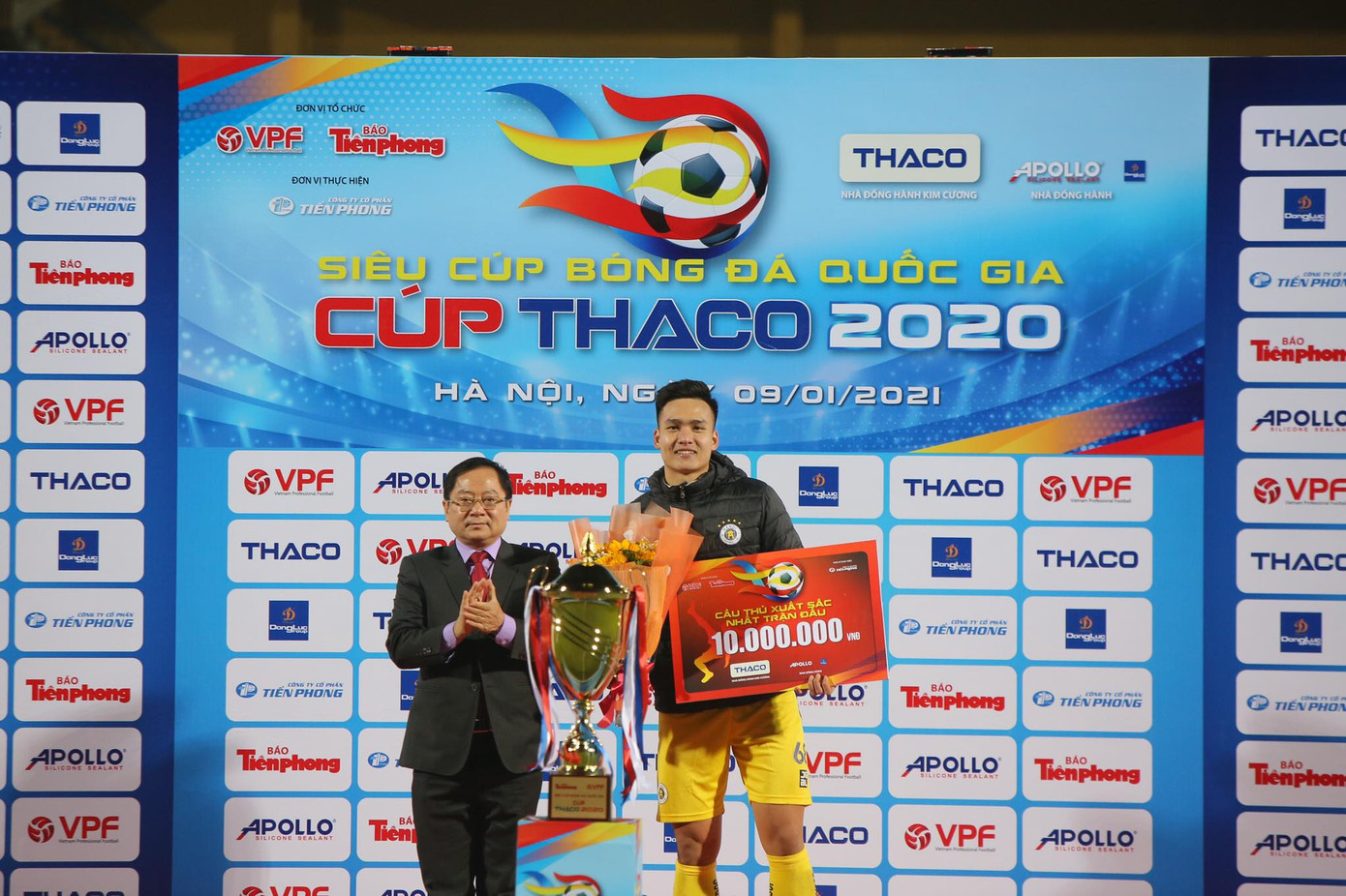 Cuộc đăng quang thuyết phục của CLB Hà Nội ảnh 23