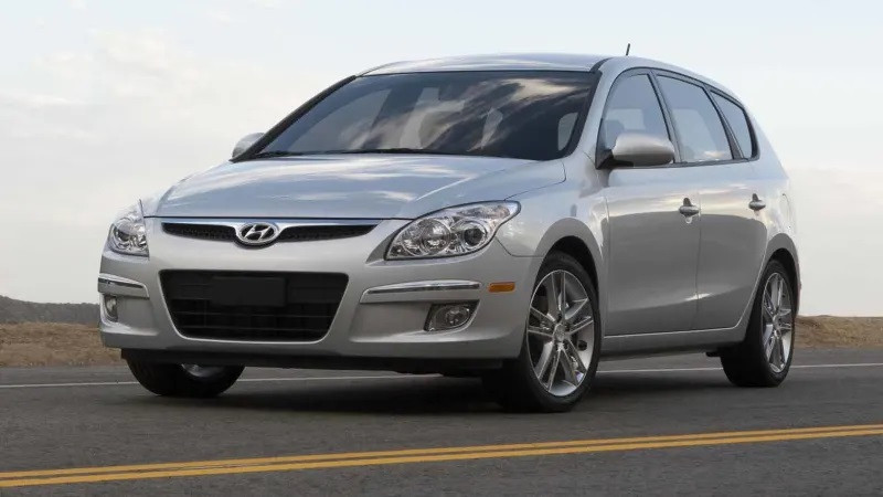 Triệu hồi Hyundai i30 và Elantra có nguy cơ cháy tại Australia ảnh 1