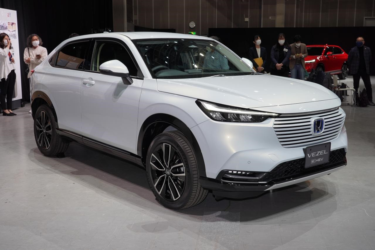 Honda HR-V thế hệ mới ra mắt tại Nhật Bản ảnh 1